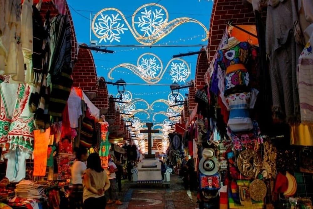 Фото Ikonik Hotel Puebla