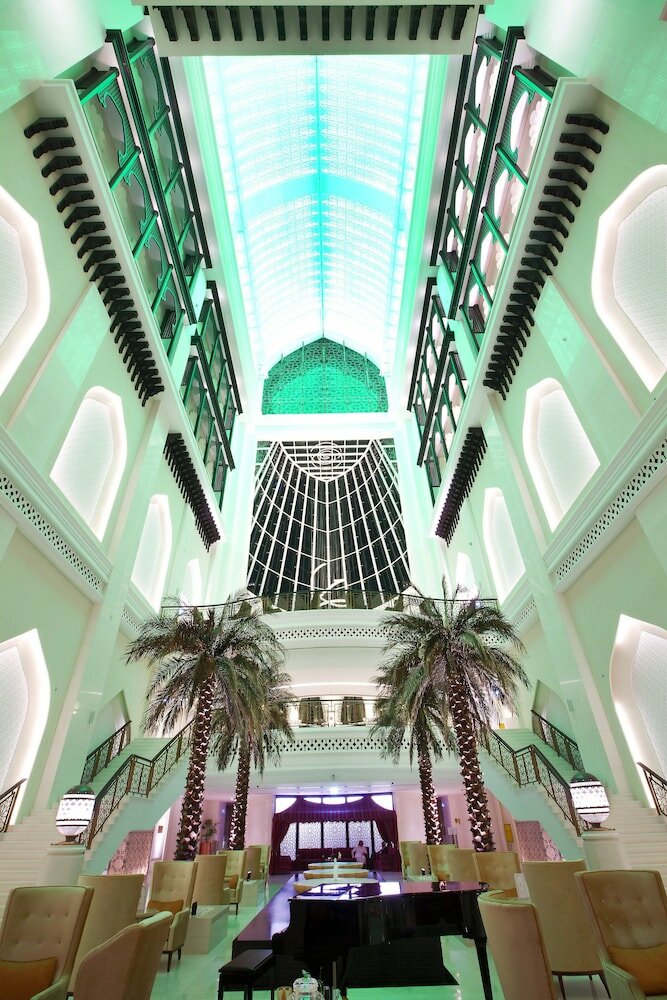 Фото Bab Al Qasr Hotel