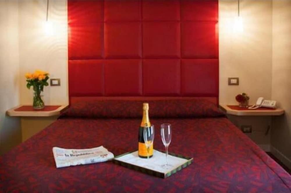 Фото Boutique Hotel Roma