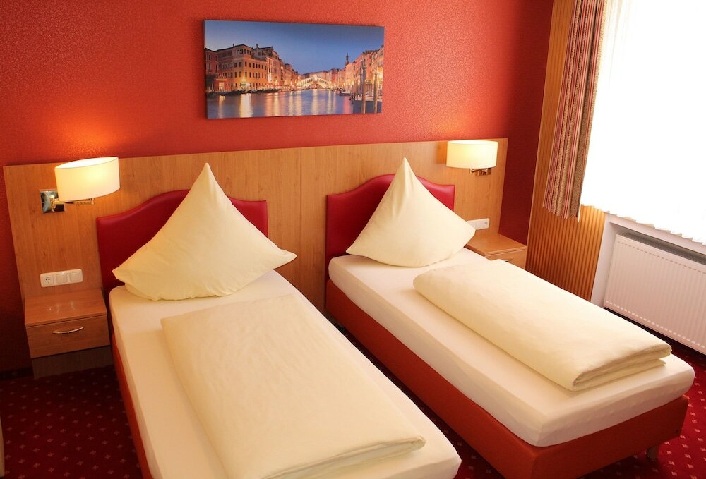 Фото Stadthotel Augsburg