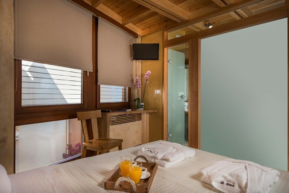 Фото Neoria Houses