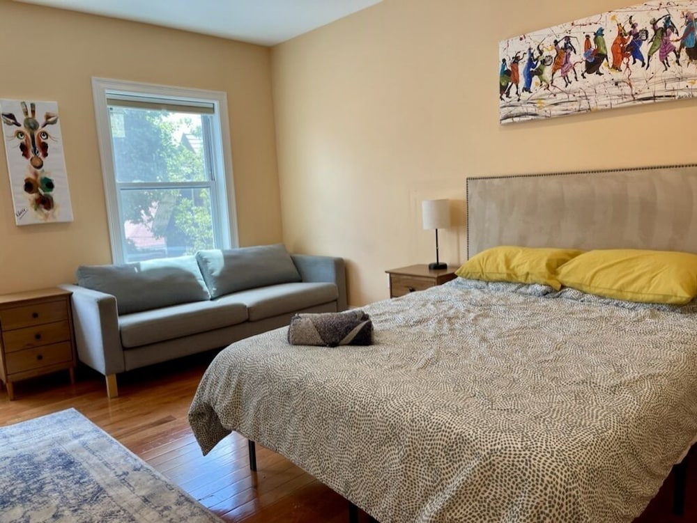 Фото Chez Pat in Cambridge