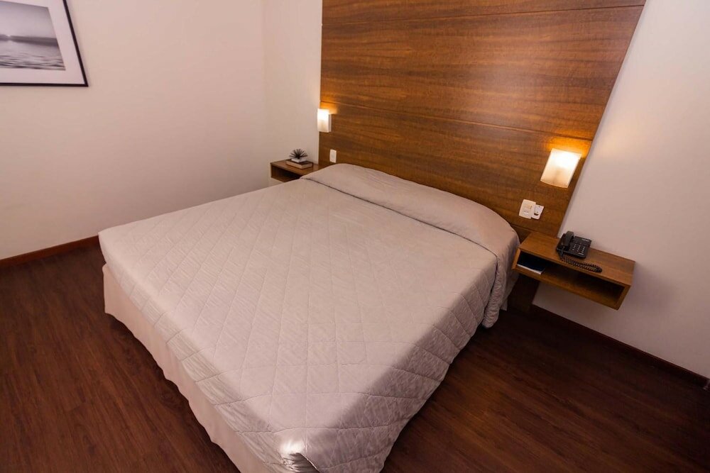 Фото Kennedy Slim Hotel