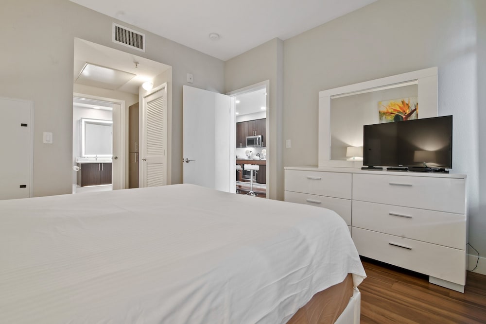 Фото Global Luxury Suites at Mountain View