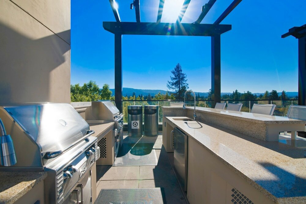 Фото Global Luxury Suites at Mountain View