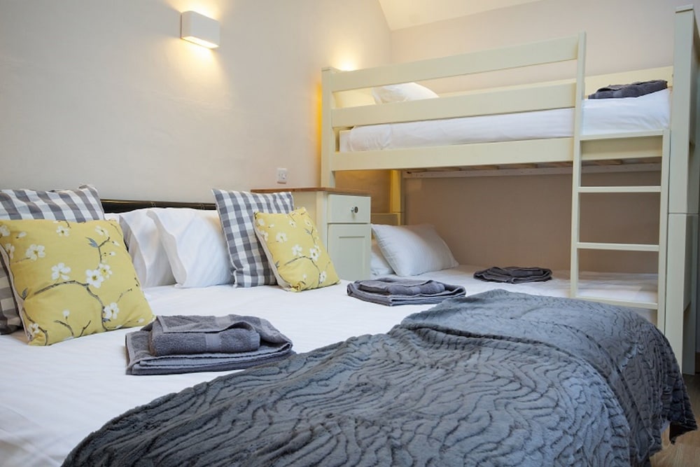 Фото Tynrhyd Retreat