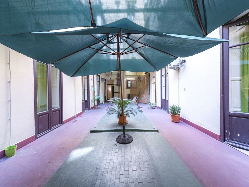 Фото Mamamia Hostel and Guesthouse