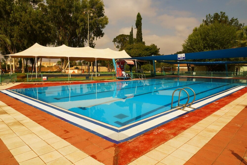 Фото Erettz Zeelim