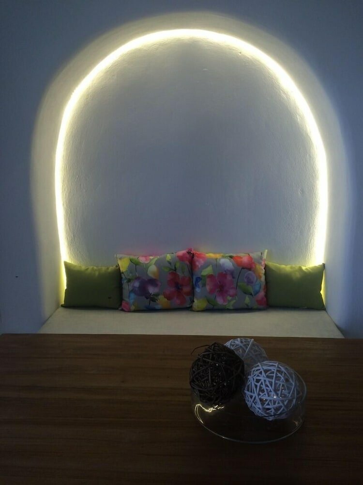 Фото Ayoba Santorini