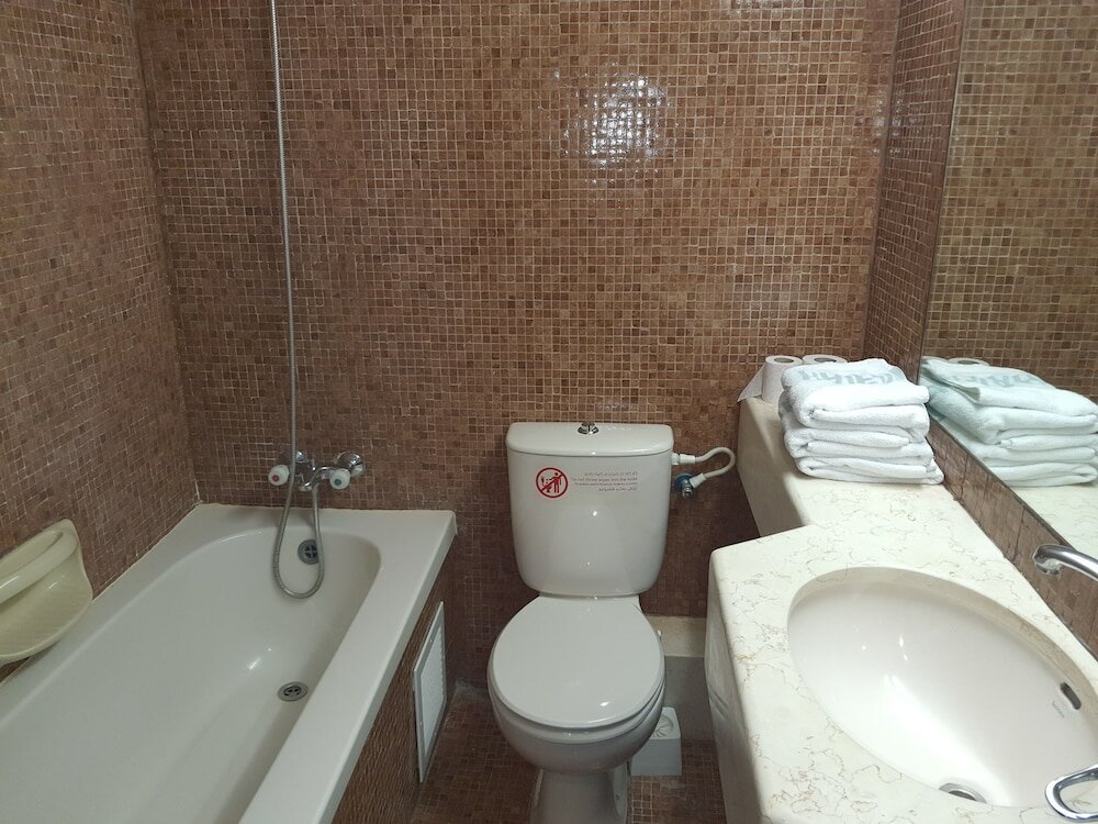 Фото Hotel Marom