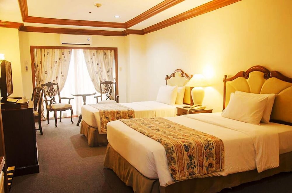 Фото The Mansion