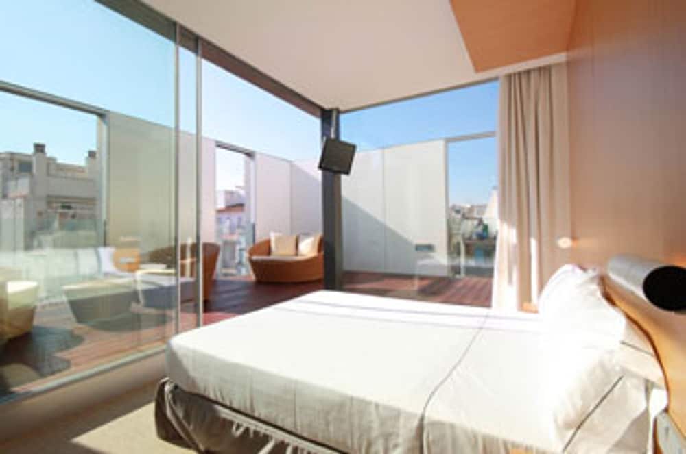 Фото Alenti Sitges Hotel