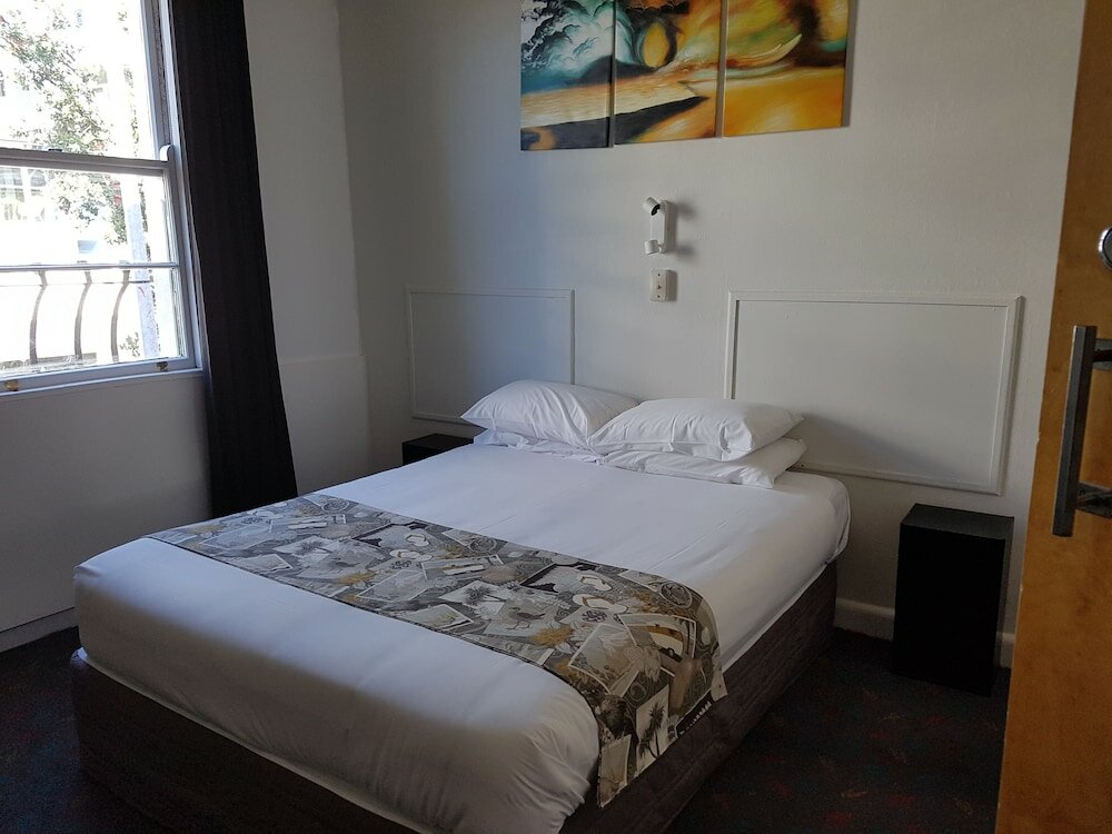 Фото Whakatane Hotel