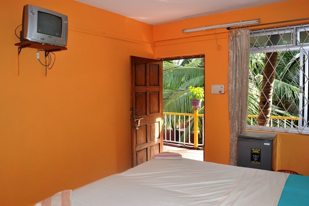 Фото J. B. L Enterprises