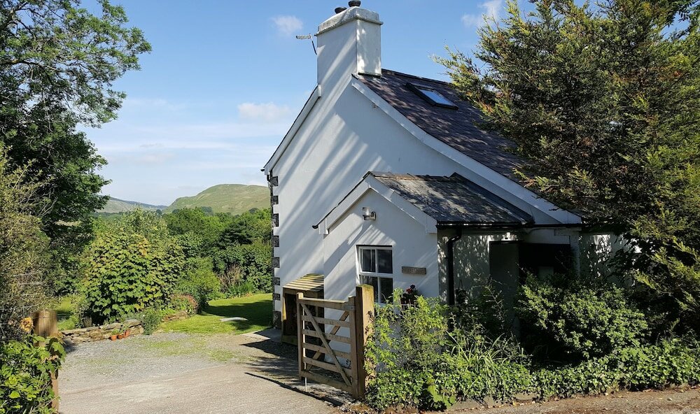 Фото Nant yr Onnen B&b and Ysgubor Holiday Cottage