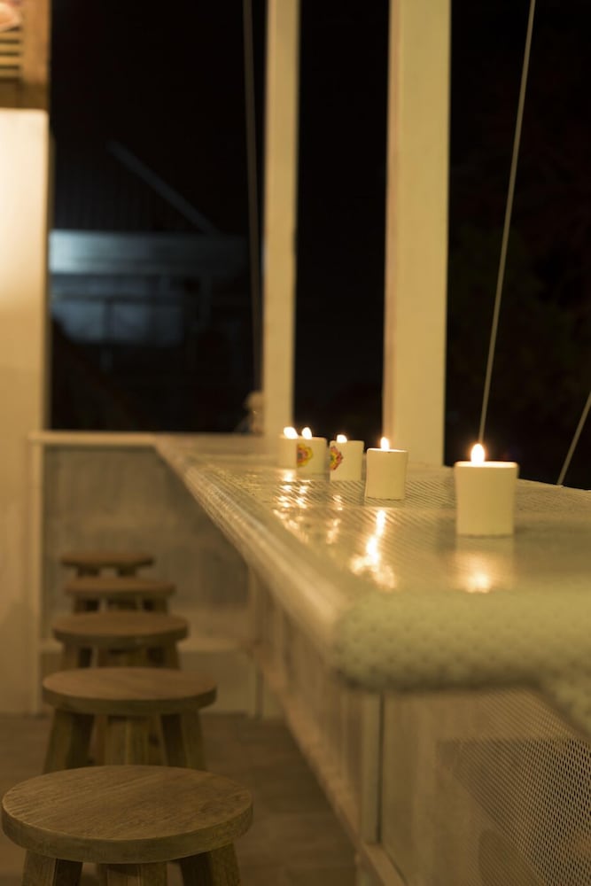 Фото Adhisthana Hotel