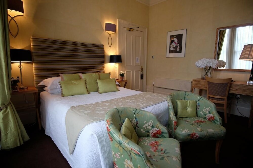 Фото Lypiatt House Hotel