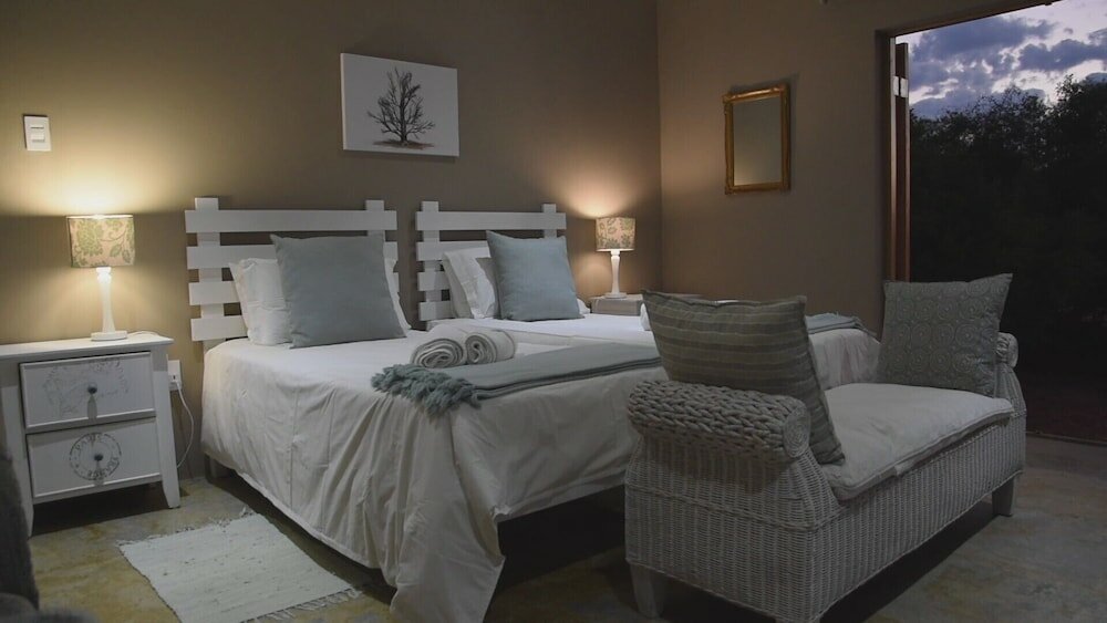 Фото Zwartberg View Mountain Lodge