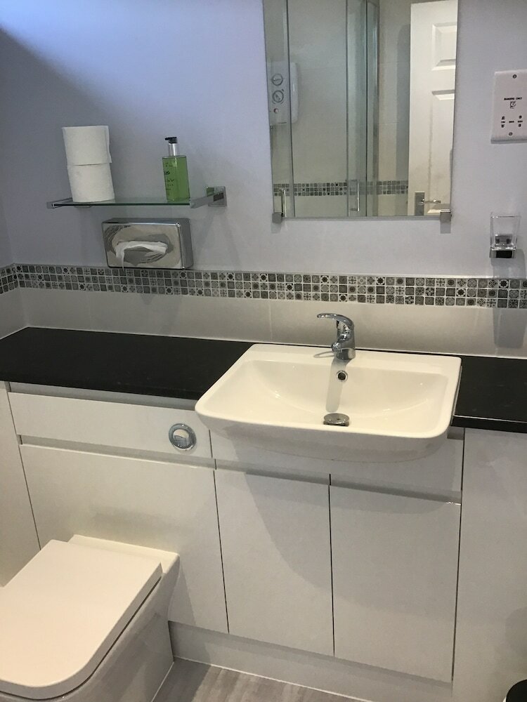 Фото The New Inn Motel