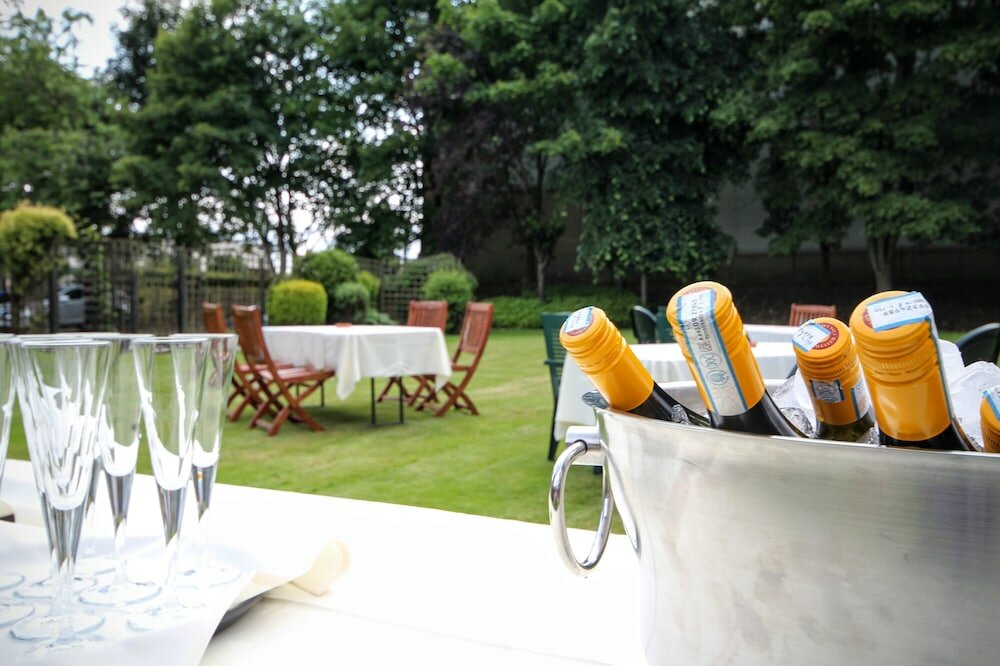 Фото Strathburn Hotel Inverurie by Compass Hospitality