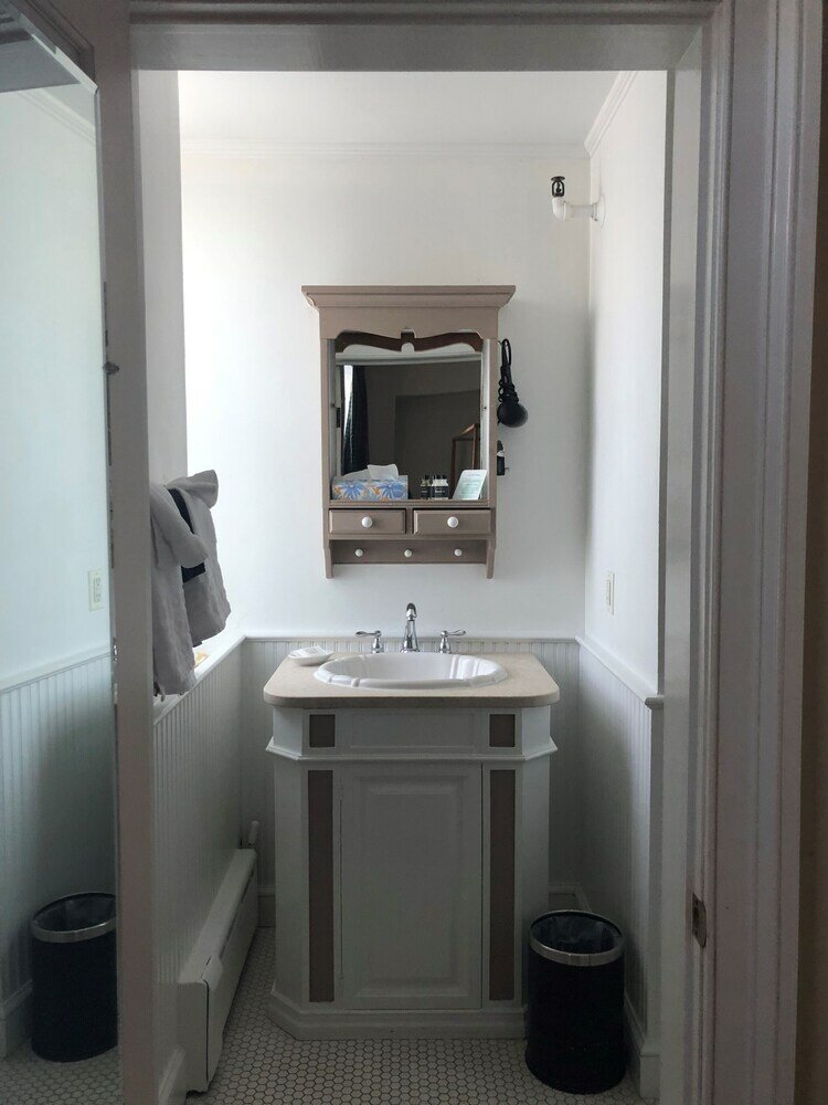 Фото Beekman Arms Hotel