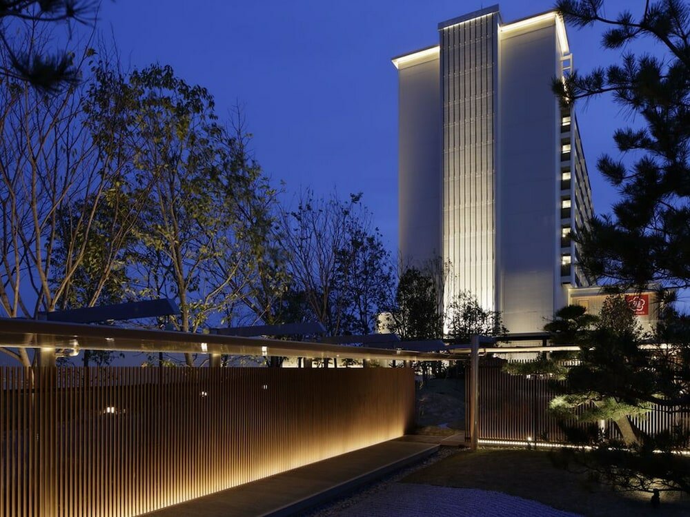 Фото Kobe Minato Onsen Ren