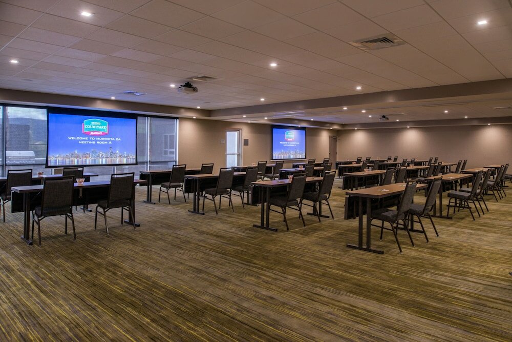 Фото Courtyard by Marriott Temecula Murrieta