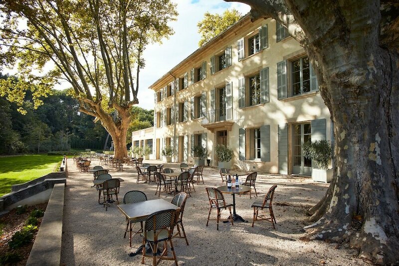 Гостиница Domaine de Fontenille