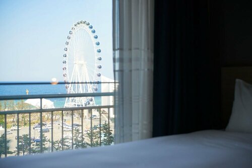 Гостиница Sokcho Good Morning Hotel and Resort в Сокчхо