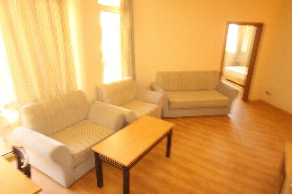 Фото Апартаменты Menada Atrium