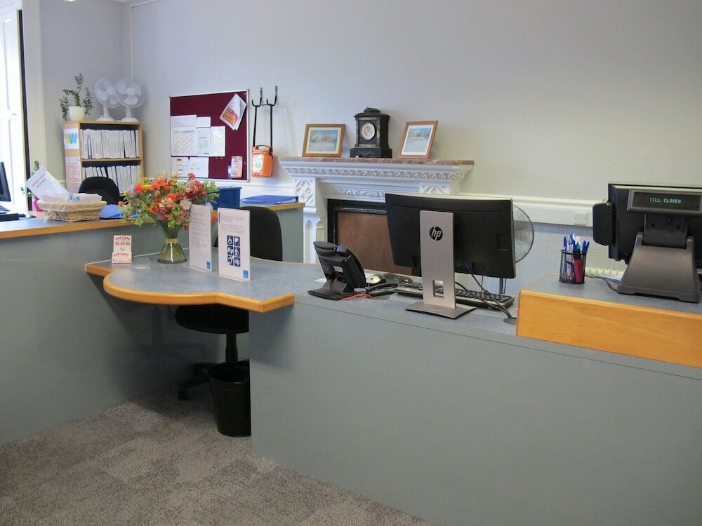 Фото University of Exeter Pennsylvania Court