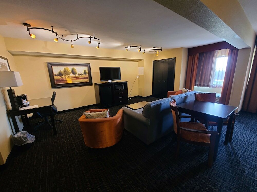 Фото Best Western Plus North Platte Inn & Suites