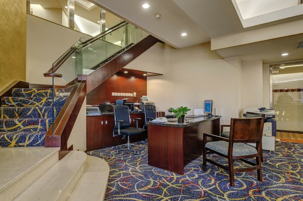 Фото Grand Continent International Hotel