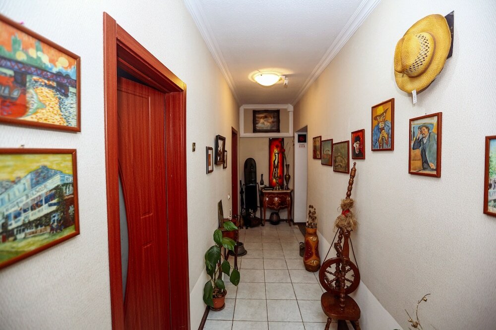 Фото Hotel Isaka