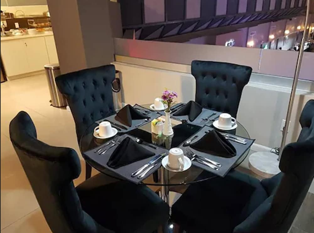 Фото Hotel Pueblo Amigo Plaza & Casino