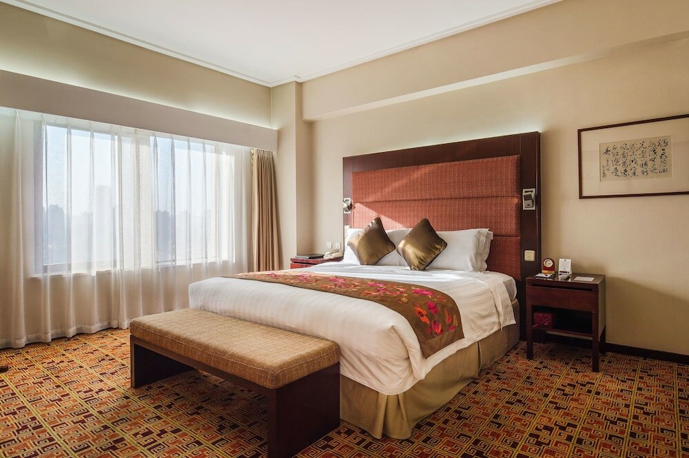 Фото Grand Continent International Hotel