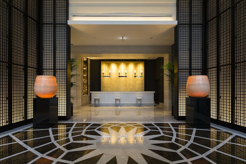 Фото Premier Hotel Cabin President Osaka