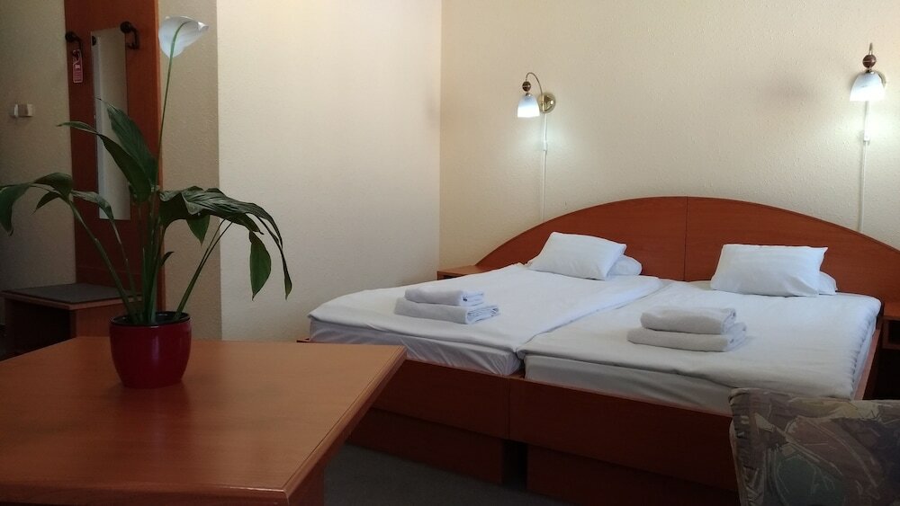 Фото Homoky Hotels Bestline Hotel