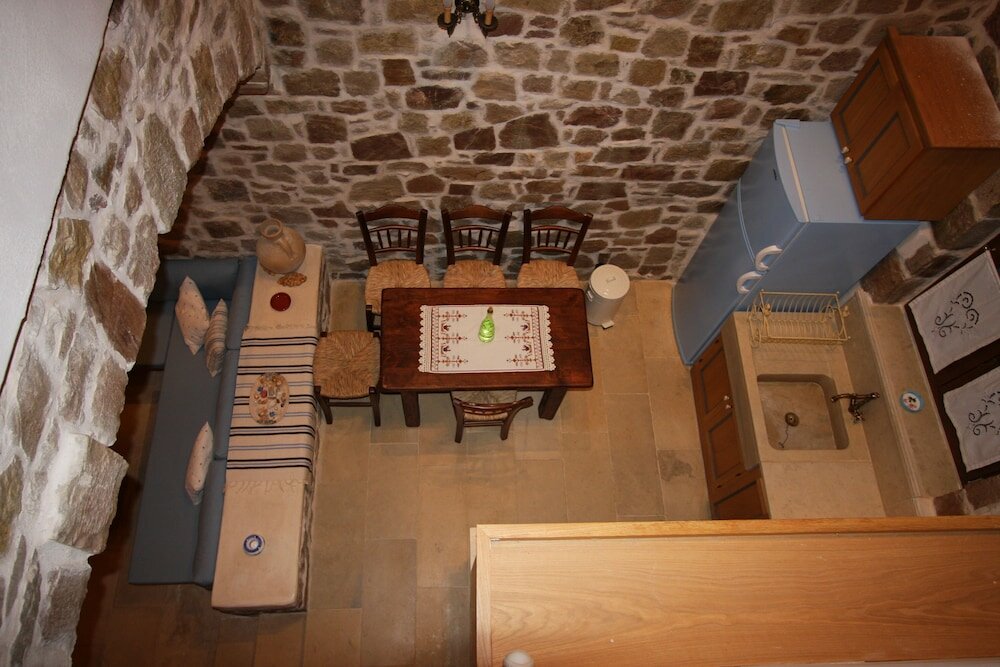 Фото Lithos Traditional Houses