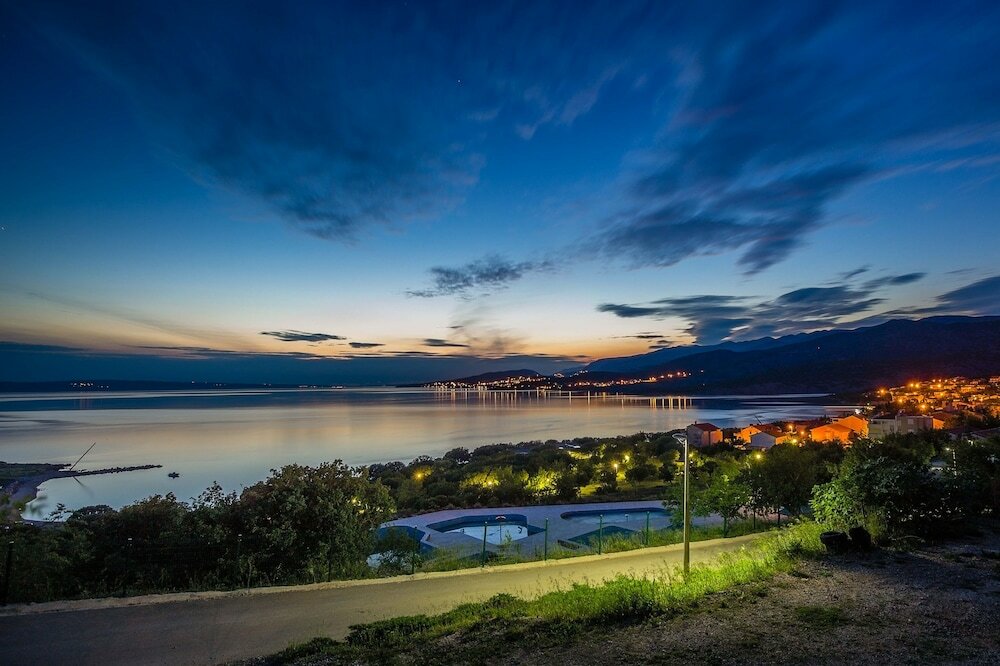 Фото Mediteran kamp Mobile Homes in Camping Klenovica