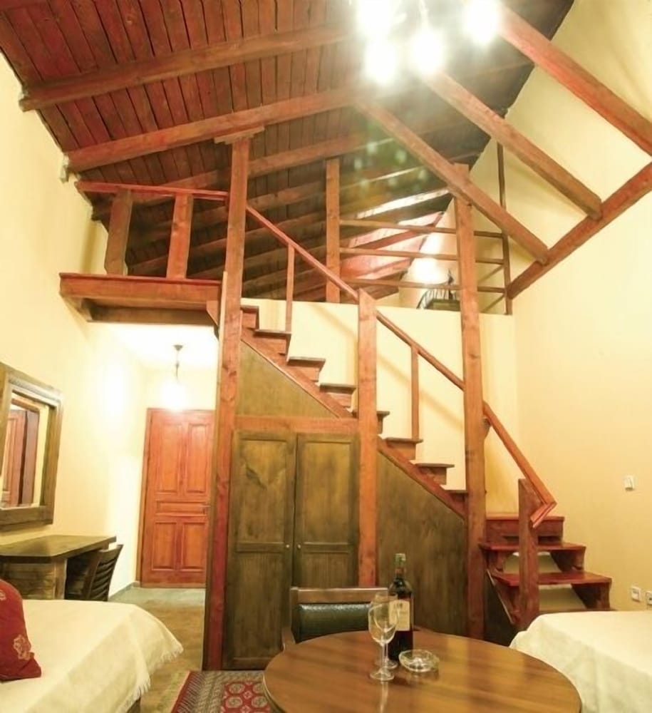 Фото Loggas Hotel