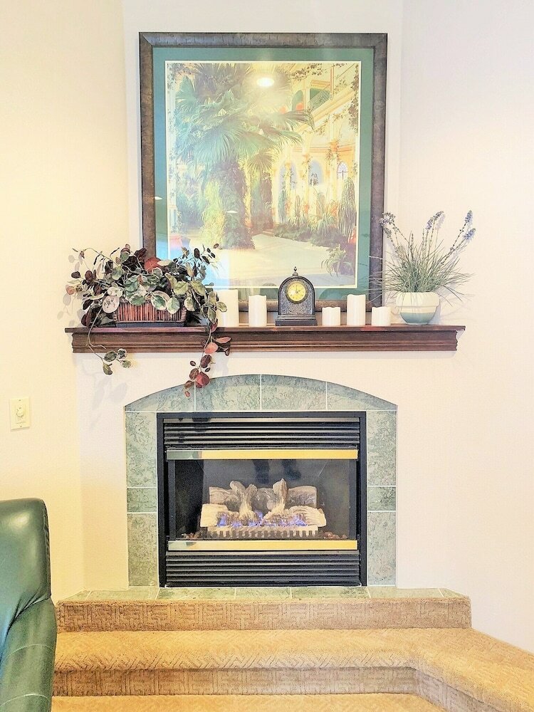 Фото Breakers Boutique Inn