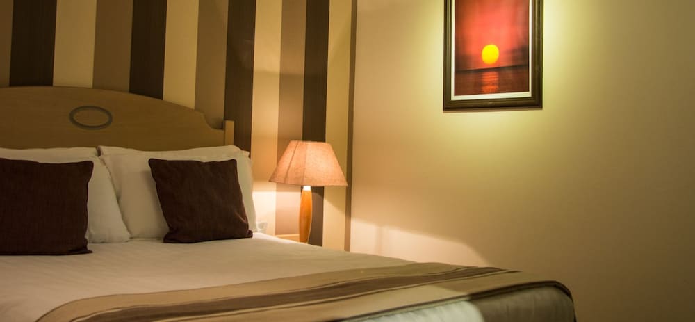 Фото The Manor Guesthouse