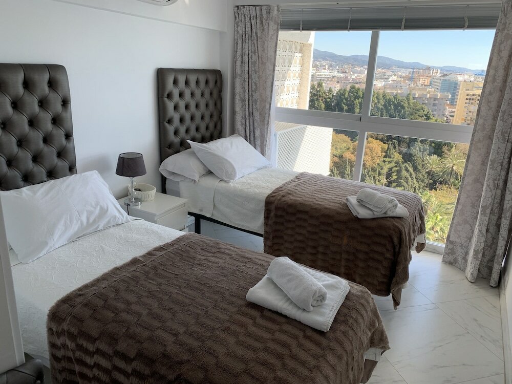 Фото Skol Apartments Marbella