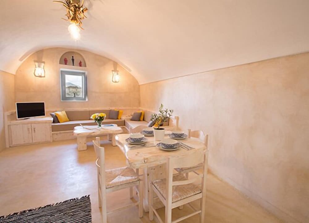 Фото Love Nest villa