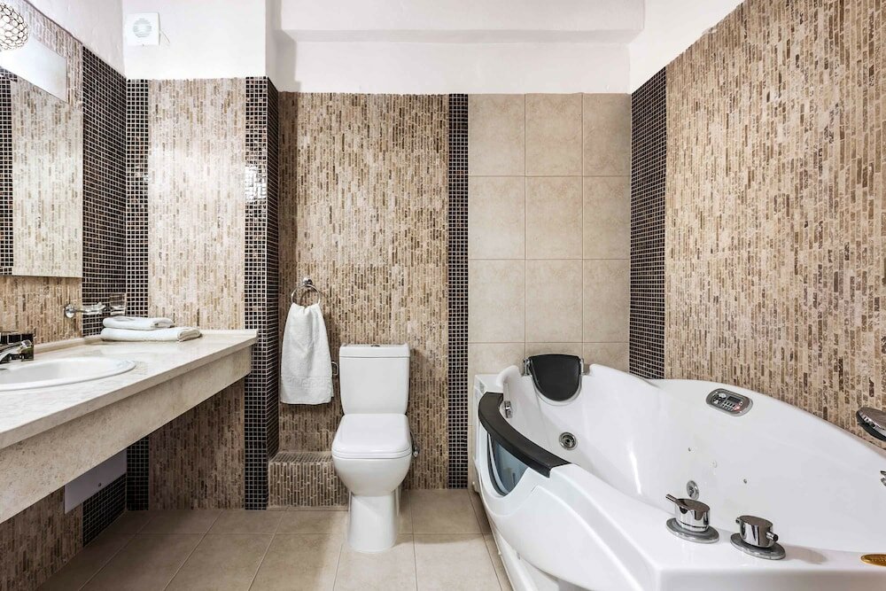 Фото Akritas EF Zin Villas & Suites