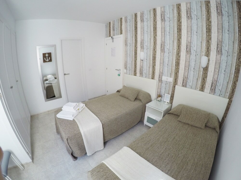 Фото Hostal del Mar