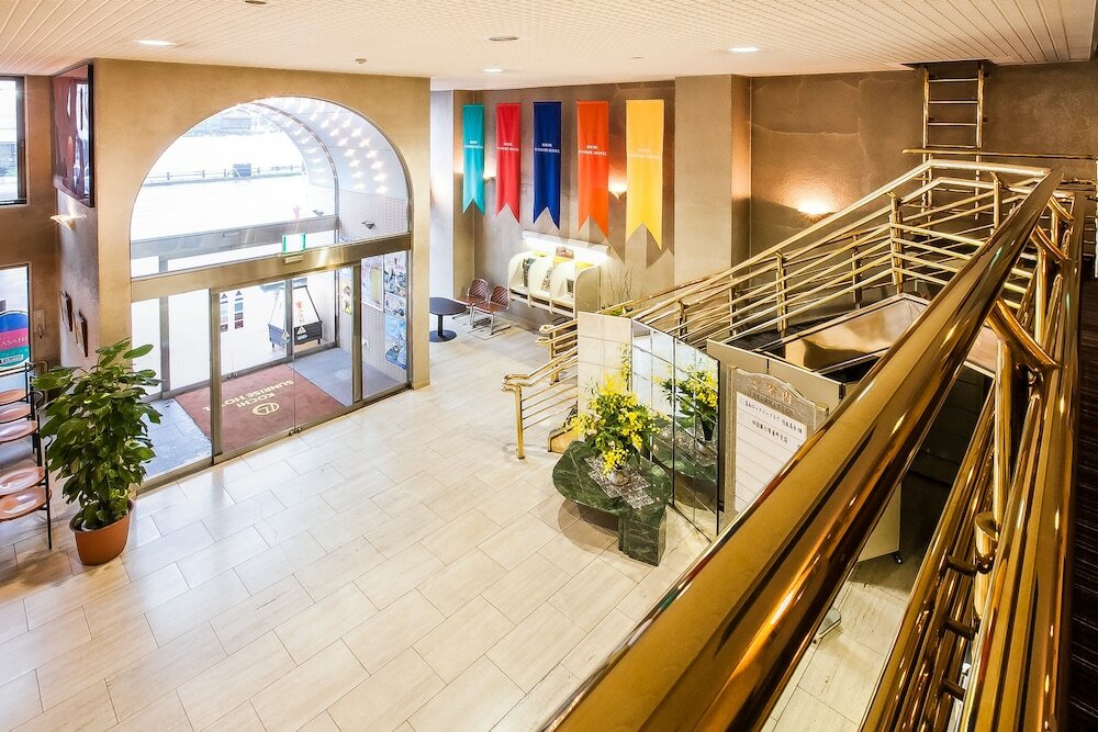 Фото Kochi Sunrise Hotel