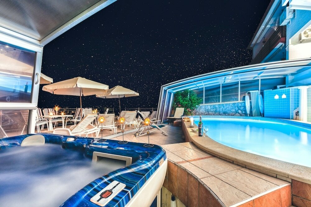 Фото Villa Roses Apartments & Wellness