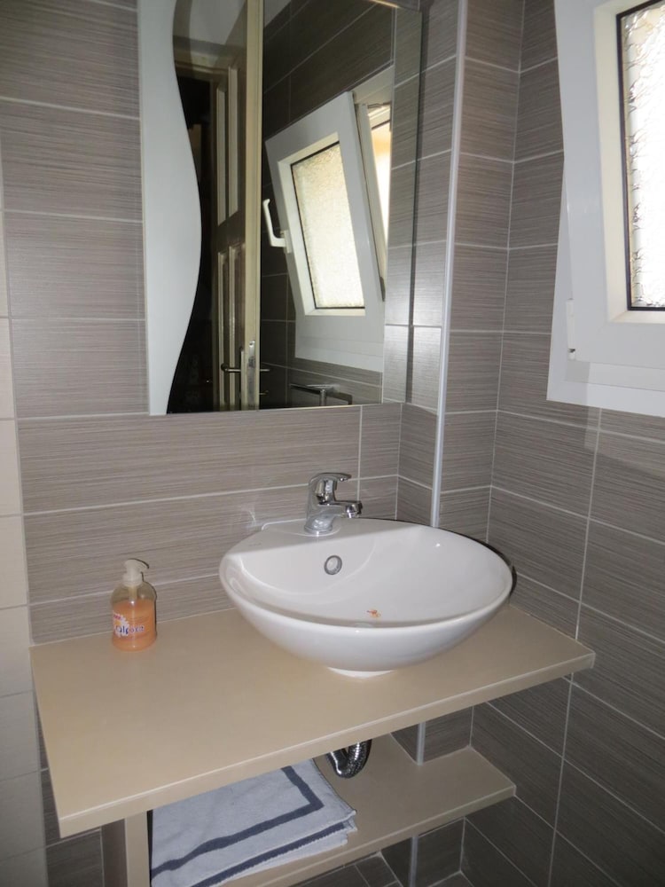 Фото Nicolas Apartments